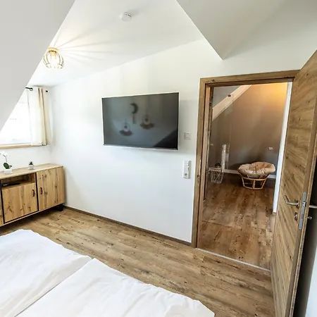 Ferienbahnhof Fichtental Bahnhofs-loft 公寓 *